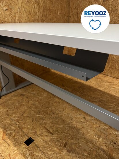 Zit-sta bureau - Actiforce - zelf samenstellen