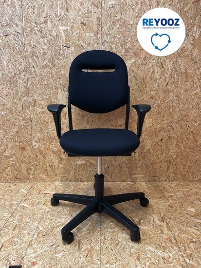 Ahrend 220 refurbished bureaustoel - nieuwe zwarte stoffering