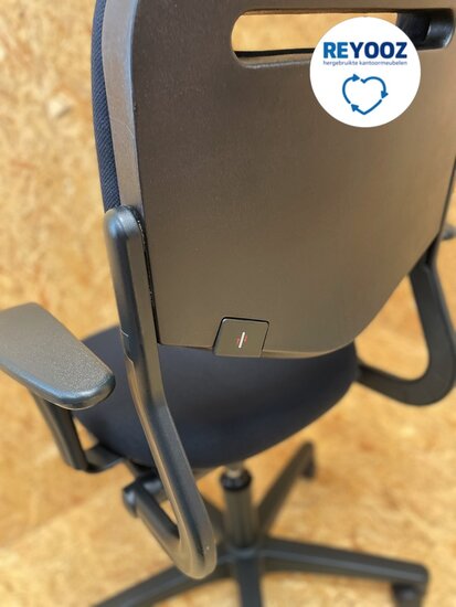 Ahrend 220 refurbished bureaustoel - nieuwe zwarte stoffering