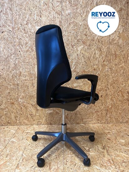Giroflex G64 tweedehands bureaustoel - refurbished - zwarte stoffering