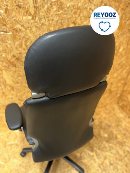 Haworth Comforto 77 met hoofdsteun in zwart leer - directiestoel