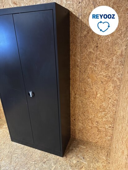Overtoom kast zwart - 195cm hoog