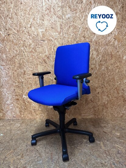 Herstofferen van Comforto 77 bureaustoelen met nieuwe stoffering