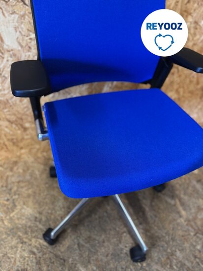 Ahrend 2020 ExtraVerta (hoge rug) nieuwstaat - blauw