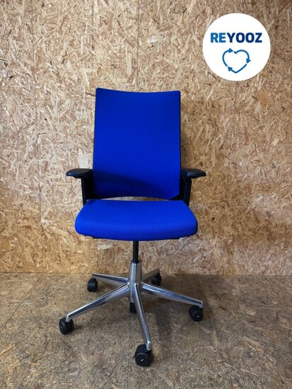 Ahrend 2020 ExtraVerta (hoge rug) nieuwstaat - blauw