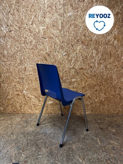 Kantinestoel - blauw - stapelbaar