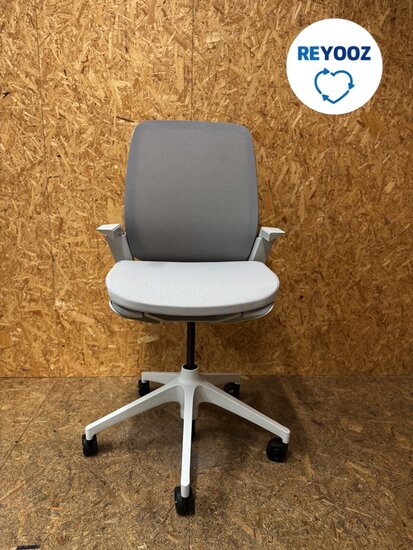 Tweedehands Ahrend Remode - lichtgrijs