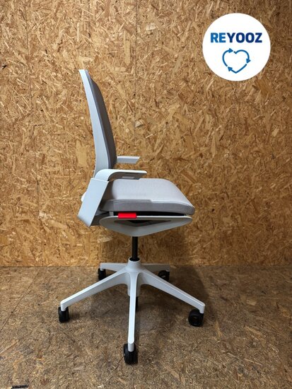 Tweedehands Ahrend Remode - lichtgrijs