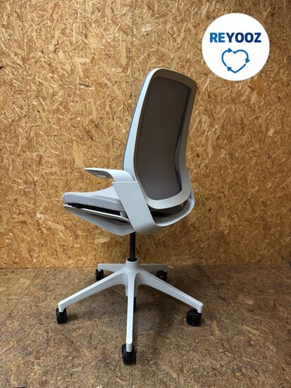 Tweedehands Ahrend Remode - lichtgrijs