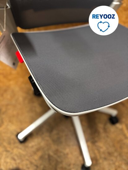 Tweedehanda Ahrend Remode A - grijs