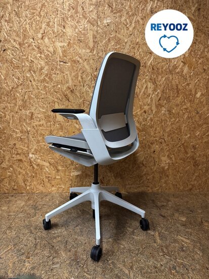 Tweedehanda Ahrend Remode A - grijs