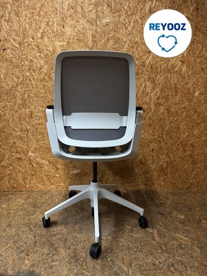 Tweedehanda Ahrend Remode A - grijs