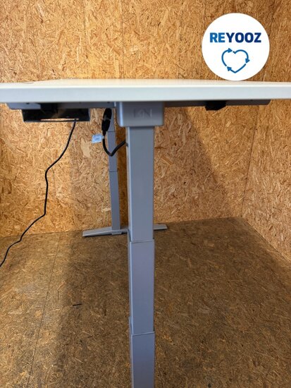 Konig-Neurath zit-sta bureau - 160x80 - zilvergrijs