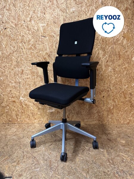 Steelcase Please desk chair - new black fabric - refurbished Steelcase Please desk chair - new black fabric - refurbished